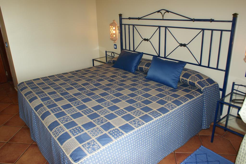 Casa Mitchell Apartment อัลบูเฟรา ภายนอก รูปภาพ